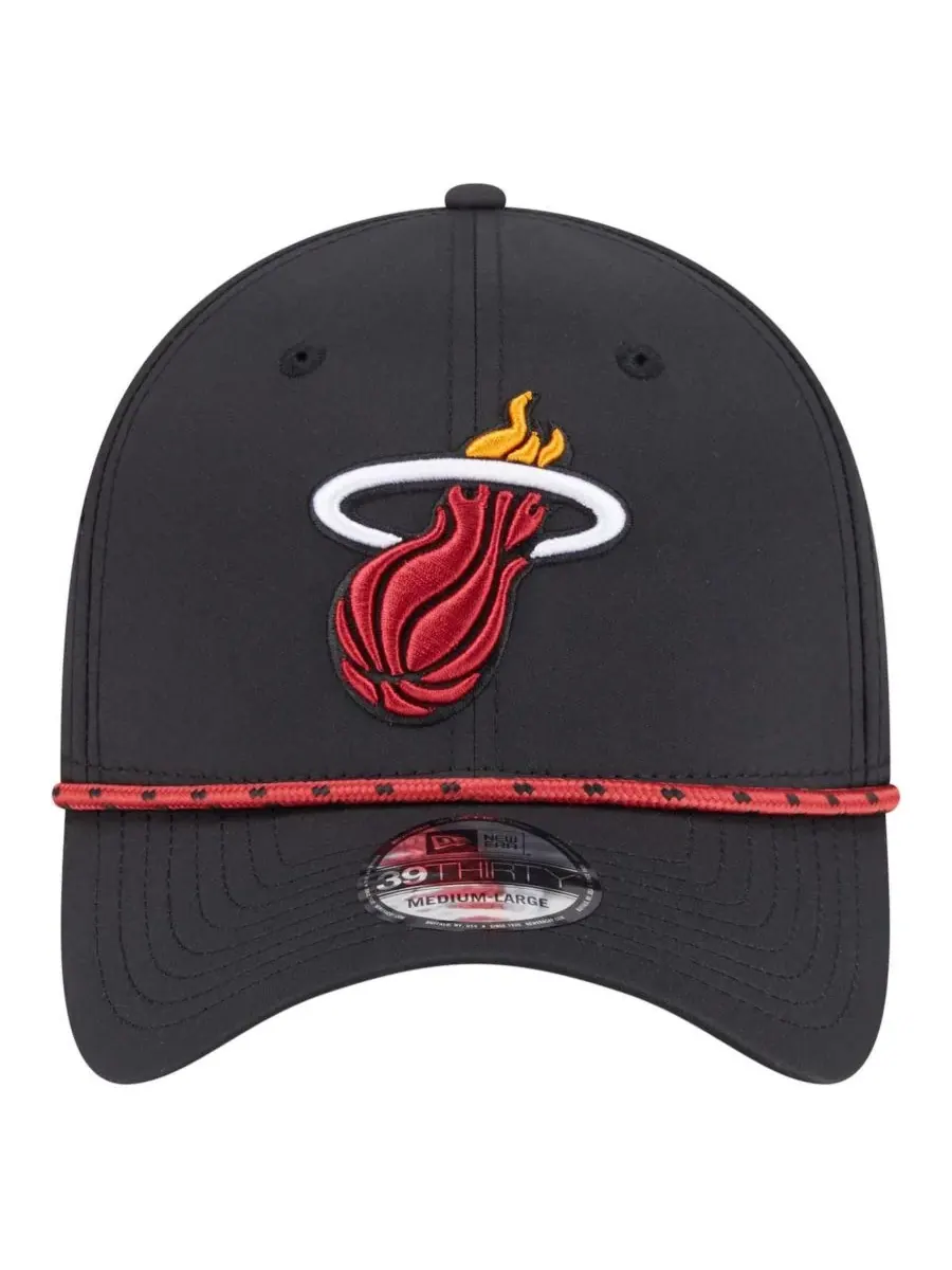 New Era Мужская черная кепка Miami Heat Featherweight Poly Rope Flex 39Thirty — изображение 5 из 5, черный