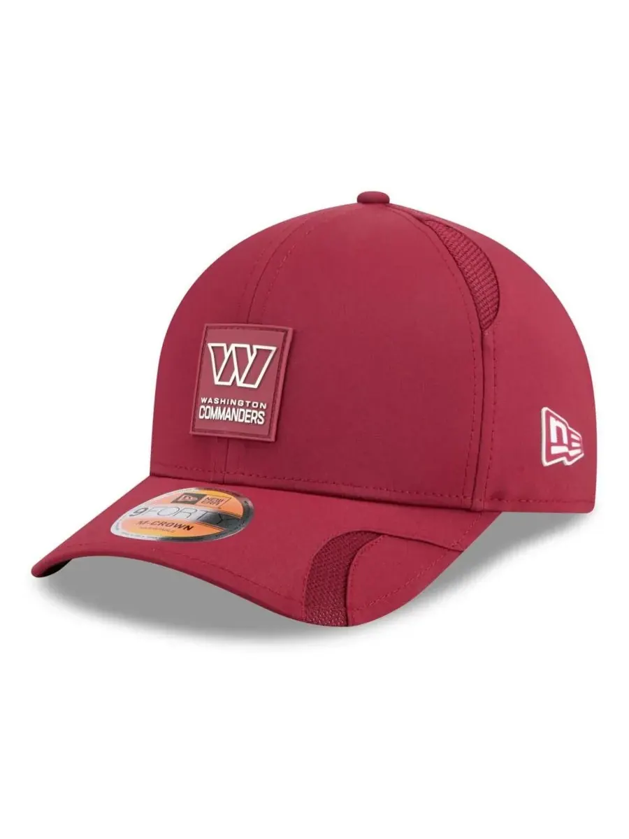 New Era Мужская бордовая кепка Washington Commanders 2025 Sideline M-Crown 9FORTY с регулируемой