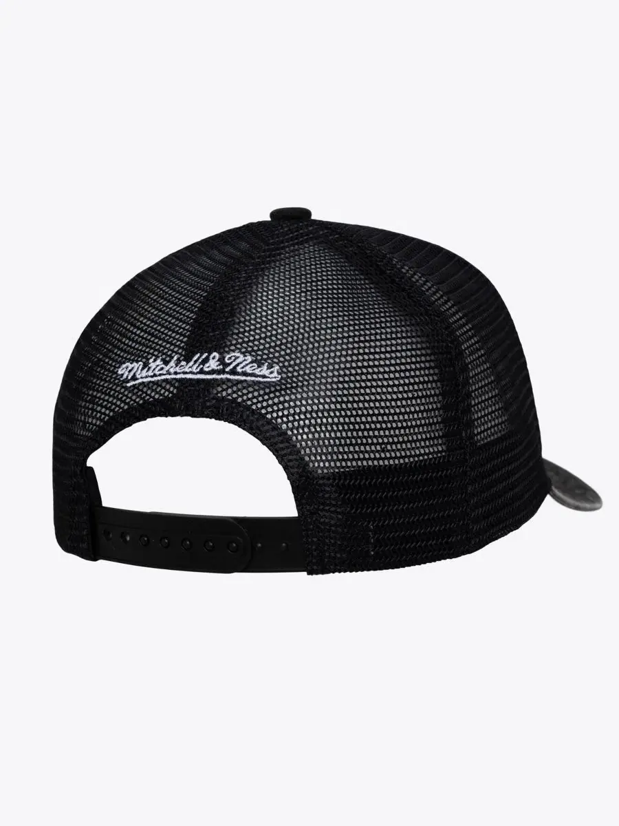 Кепка-тракер с вышитым логотипом Mitchell & Ness — изображение 2 из 3, черный