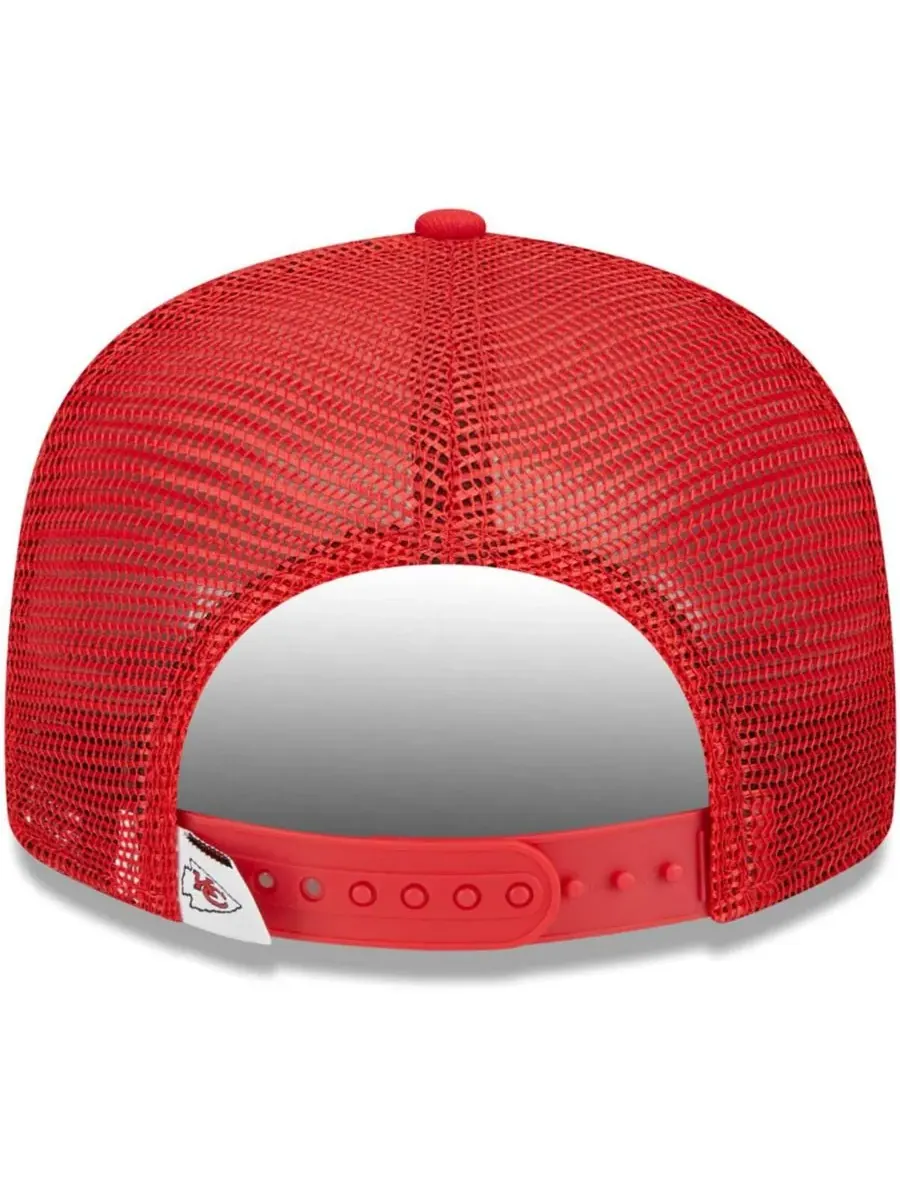 New Era Большая детская красная бейсболка Kansas City Chiefs Main Trucker 9FIFTY Snapback Hat — изображение 2 из 4, красный