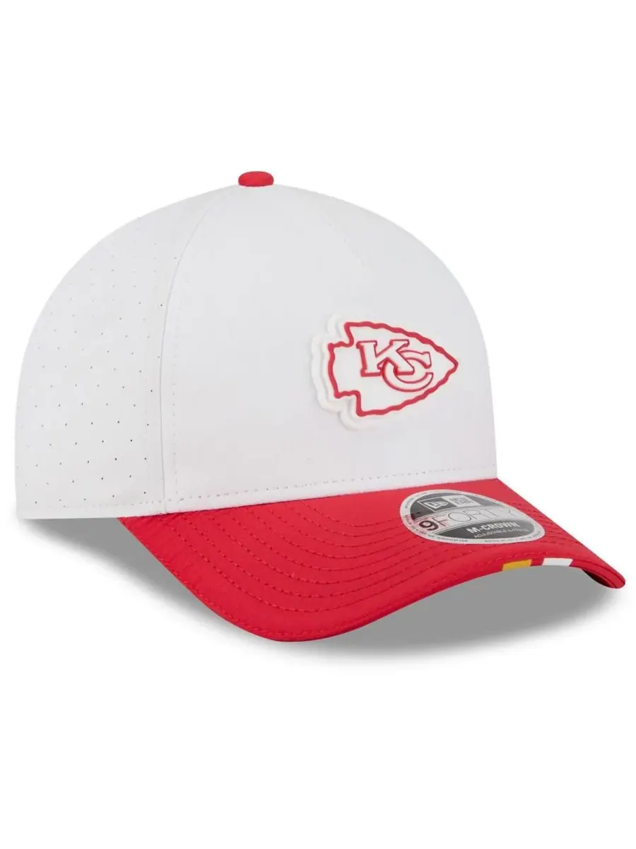 New Era Мужская бело-красная регулируемая кепка Kansas City Chiefs 2025 NFL Training Camp A-Frame — изображение 3 из 4