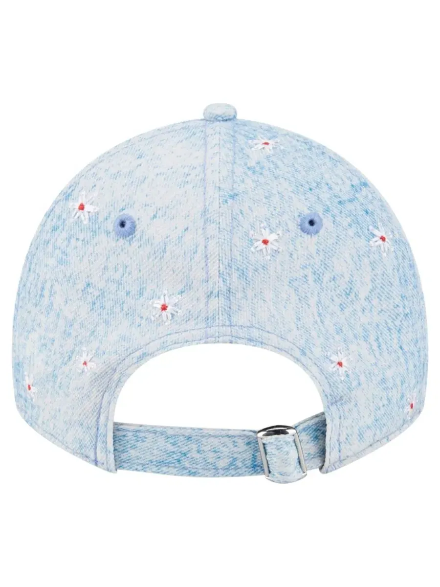 Кепка с вышивкой Daisy All Over New Era — изображение 4 из 5, светлый синий