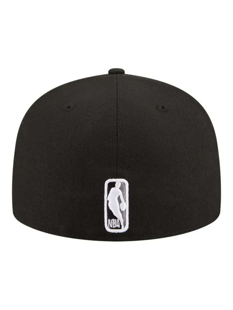 Кепка с высокой тульей и плоским козырьком Brooklyn Nets Team Collage 59FIFTY New Era — изображение 3 из 5, черный