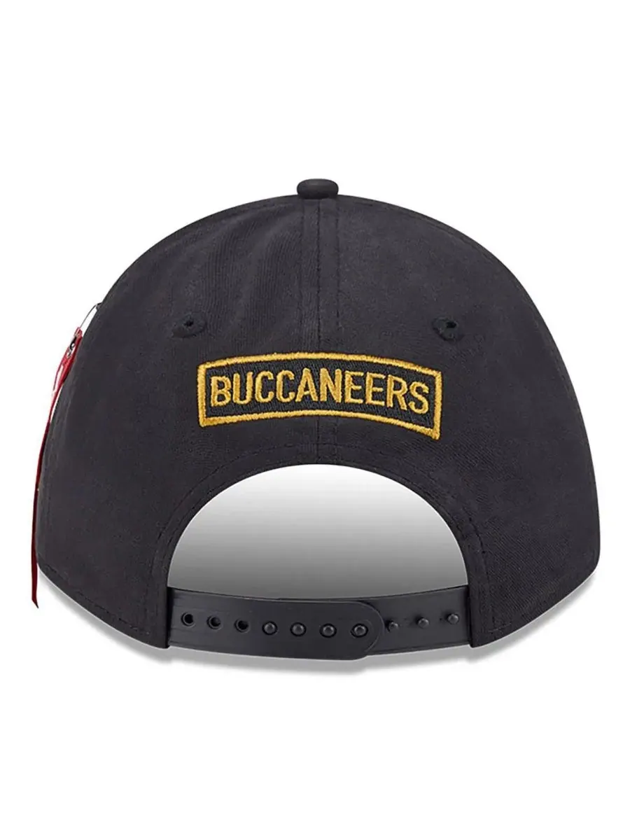 New Era Мужская регулируемая кепка Alpha Men's Industries Black Tampa Bay Buccaneers A-Frame 9FORTY — изображение 4 из 5