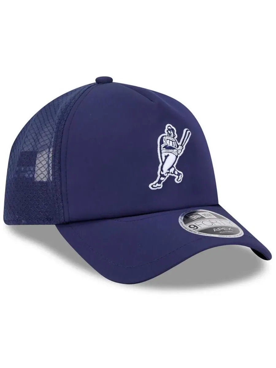 Кепка с эмблемой Milwaukee Brewers, модель 2026 Batting Practice Alternate Apex 9FORTY New Era — изображение 3 из 4