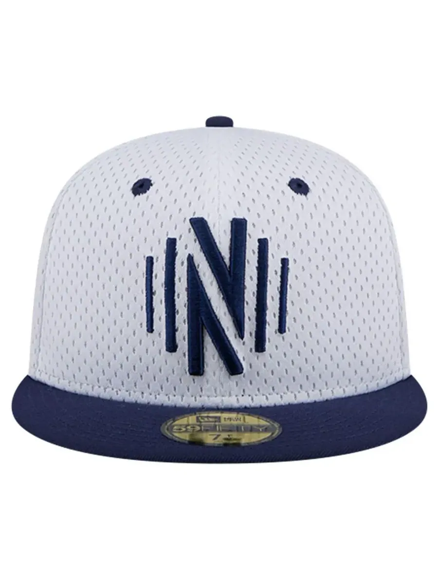 New Era Мужская серая кепка Nashville SC Throwback Mesh 59FIFTY Fitted Hat — изображение 2 из 4, белый
