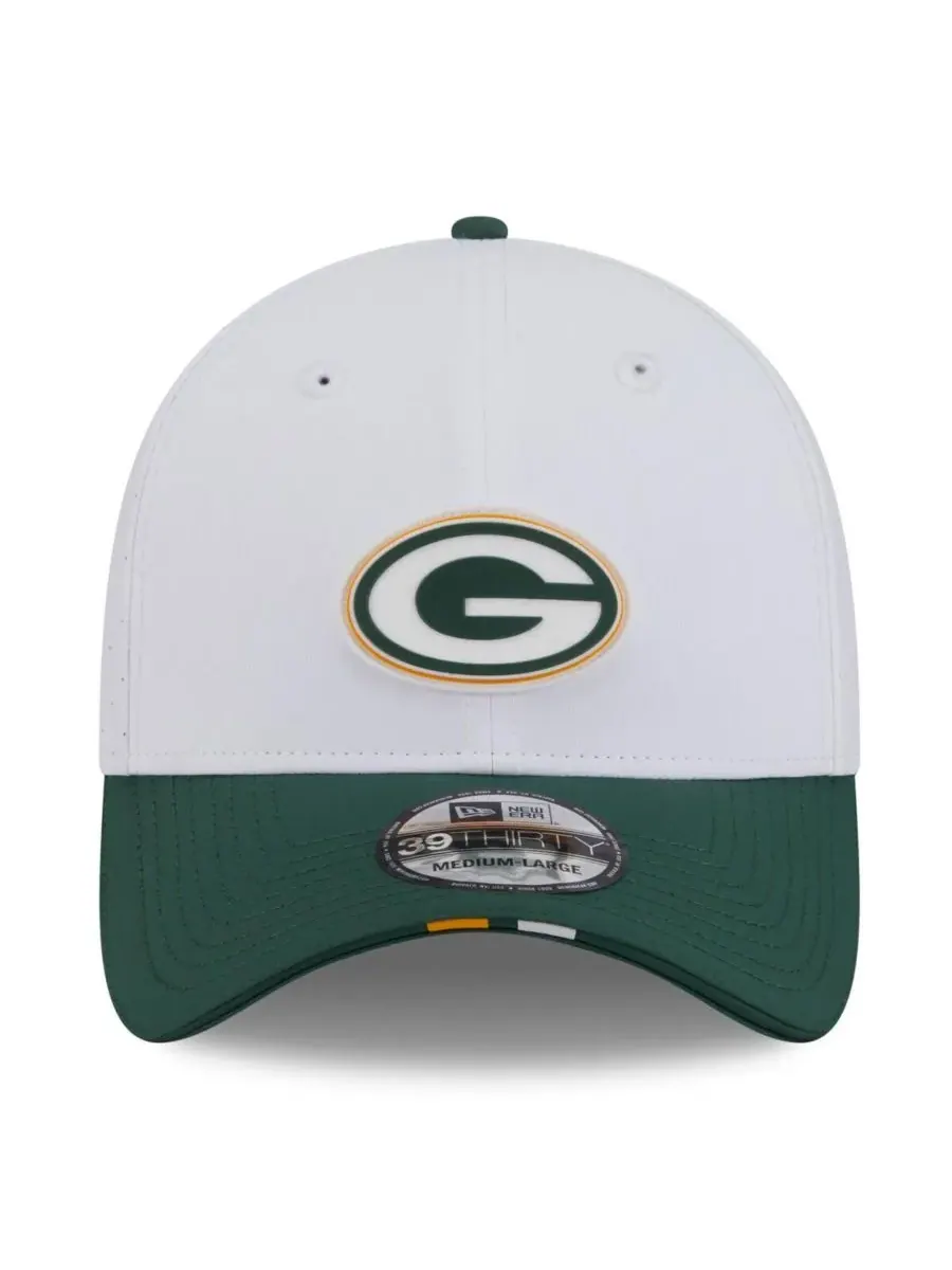 New Era Мужская белая кепка Green Bay Packers 2025 NFL Training Camp 39THIRTY Flex Hat — изображение 2 из 4, белый зеленый
