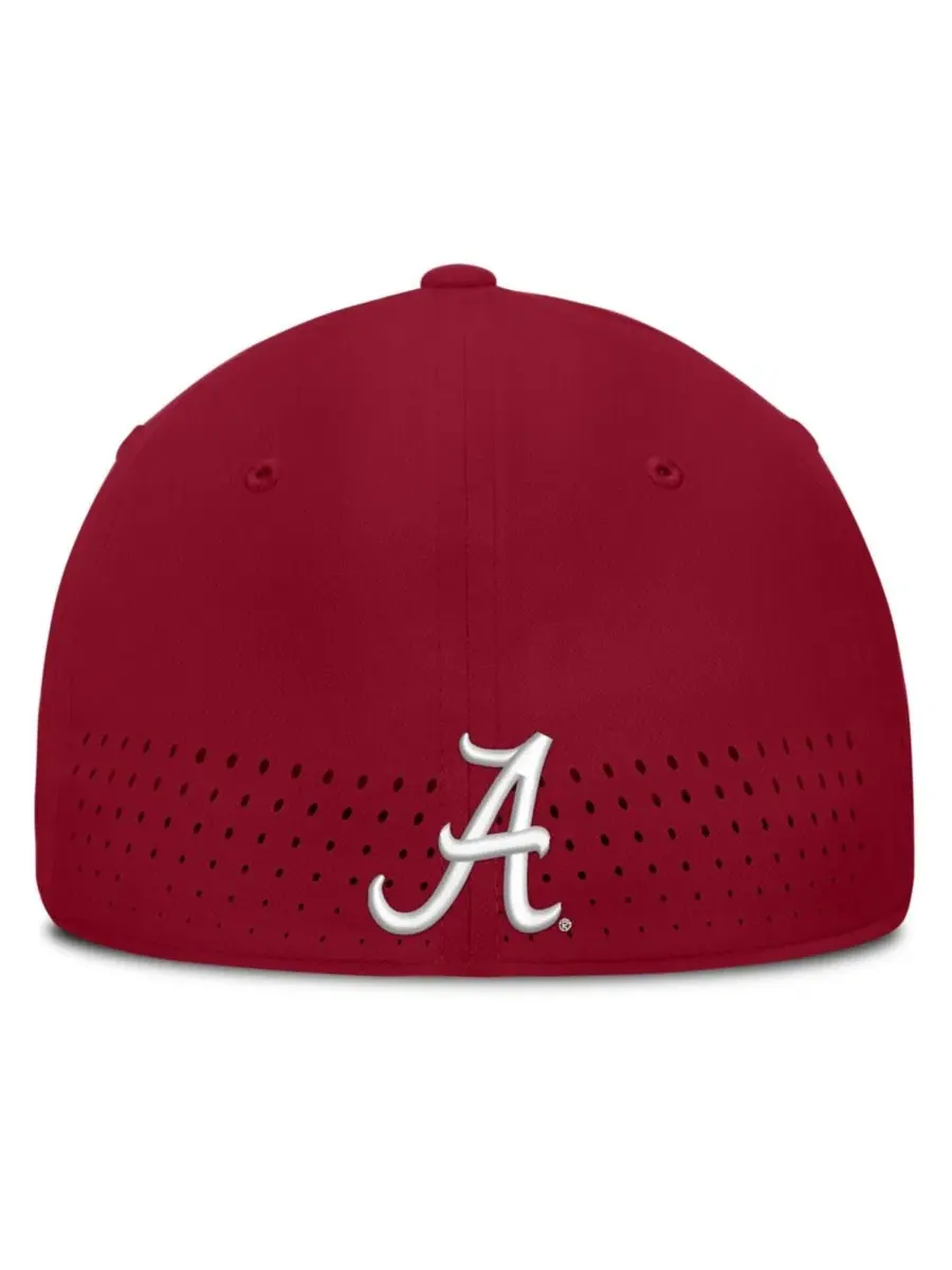 Бейсболка Nike Alabama Crimson Tide Gameday Aerobill Swooshflex Dri-FIT — изображение 2 из 5, красный