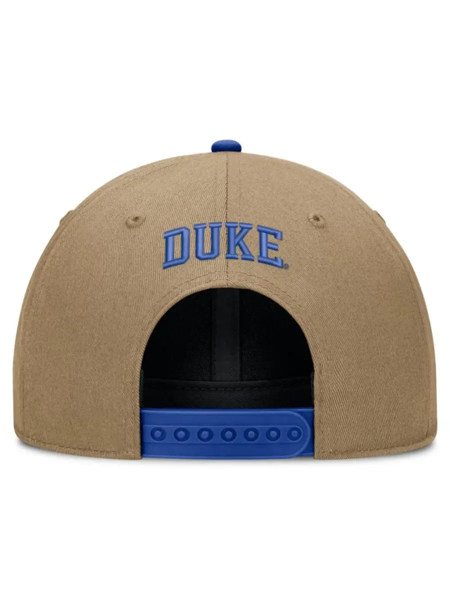 Кепка с вышивкой Duke Blue Devils Rise Dri-FIT Nike — изображение 4 из 4, бежевый