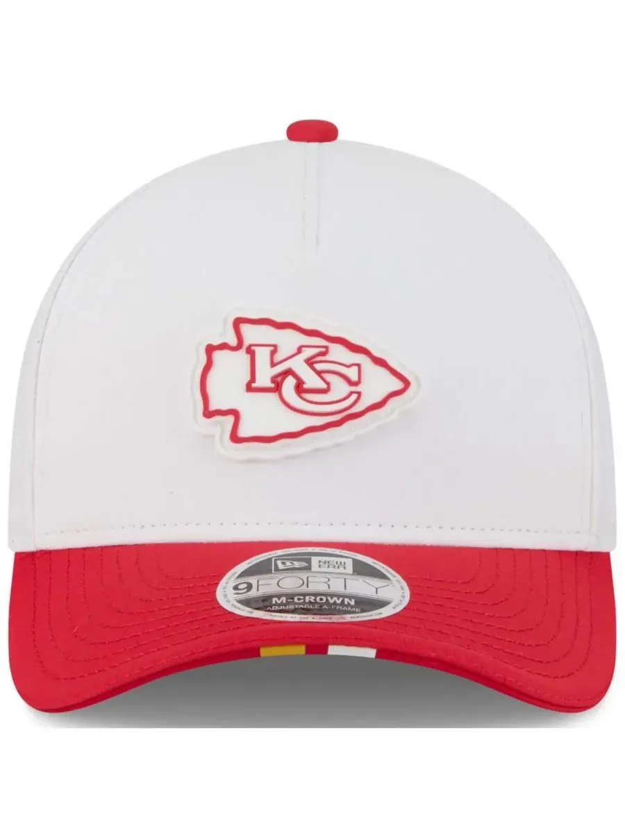 New Era Детская бейсболка Big Boys and Girls White/Red Kansas City Chiefs 2025 NFL Training Camp — изображение 2 из 4