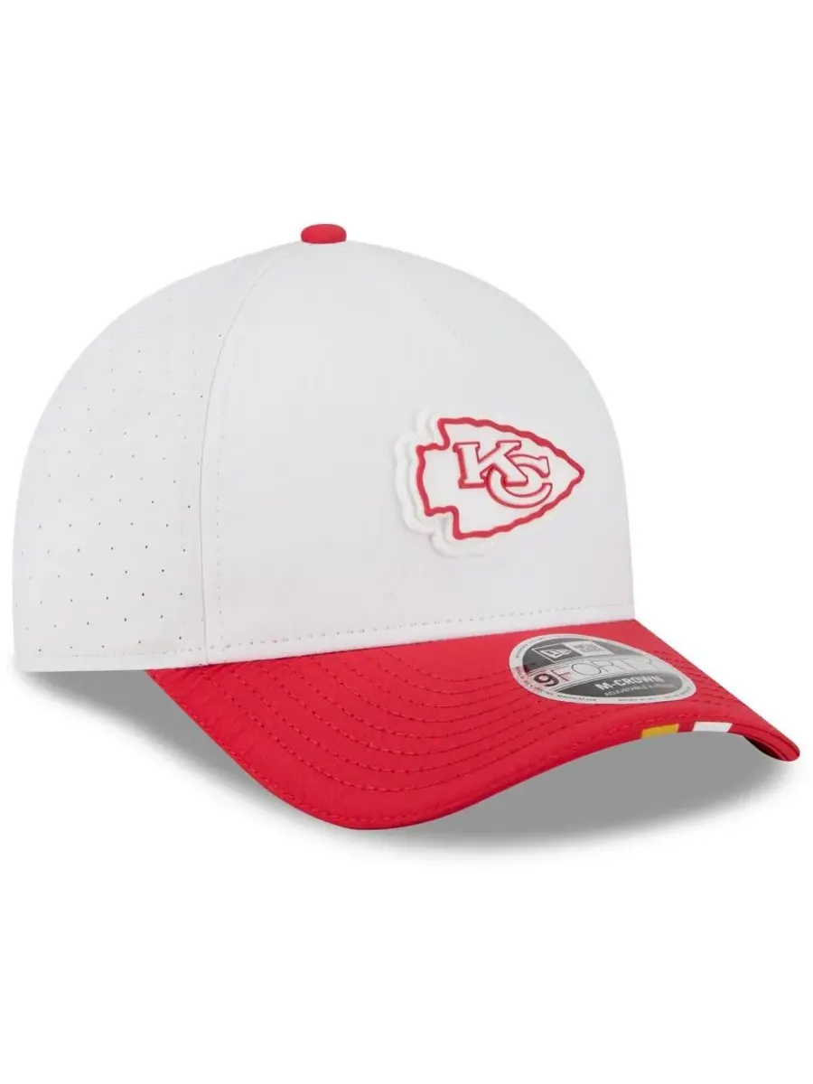 New Era Детская бейсболка Big Boys and Girls White/Red Kansas City Chiefs 2025 NFL Training Camp — изображение 3 из 4