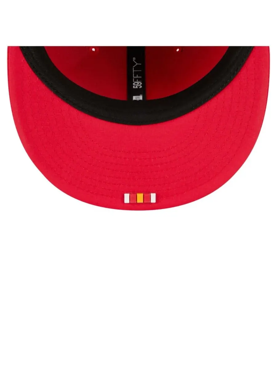 New Era Мужская красная бейсболка Kansas City Chiefs 2025 Sideline 59FIFTY — изображение 2 из 5, красный