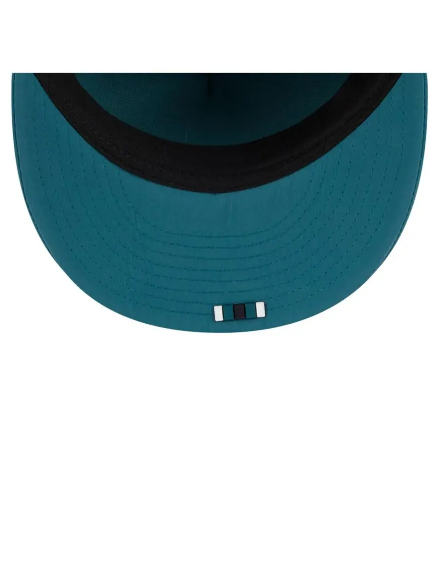 New Era Мужская кепка Philadelphia Eagles 2025 Sideline Retro Crown 59FIFTY — изображение 2 из 5, зеленый