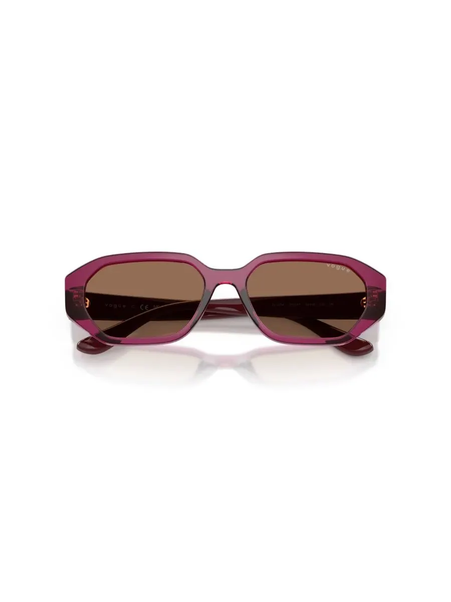 Геометрические солнцезащитные очки, VJ2034 Vogue Eyewear — изображение 5 из 8, прозрачный бордовый