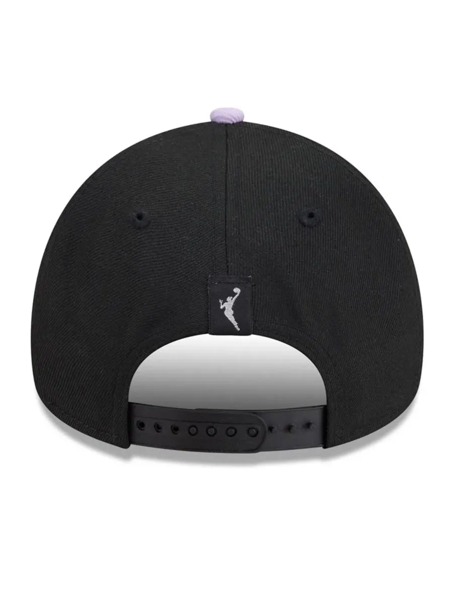 Кепка New Era 9FORTY A-Frame с металлическим логотипом команды Golden State Valkyries — изображение 3 из 5, черный фиолетовый