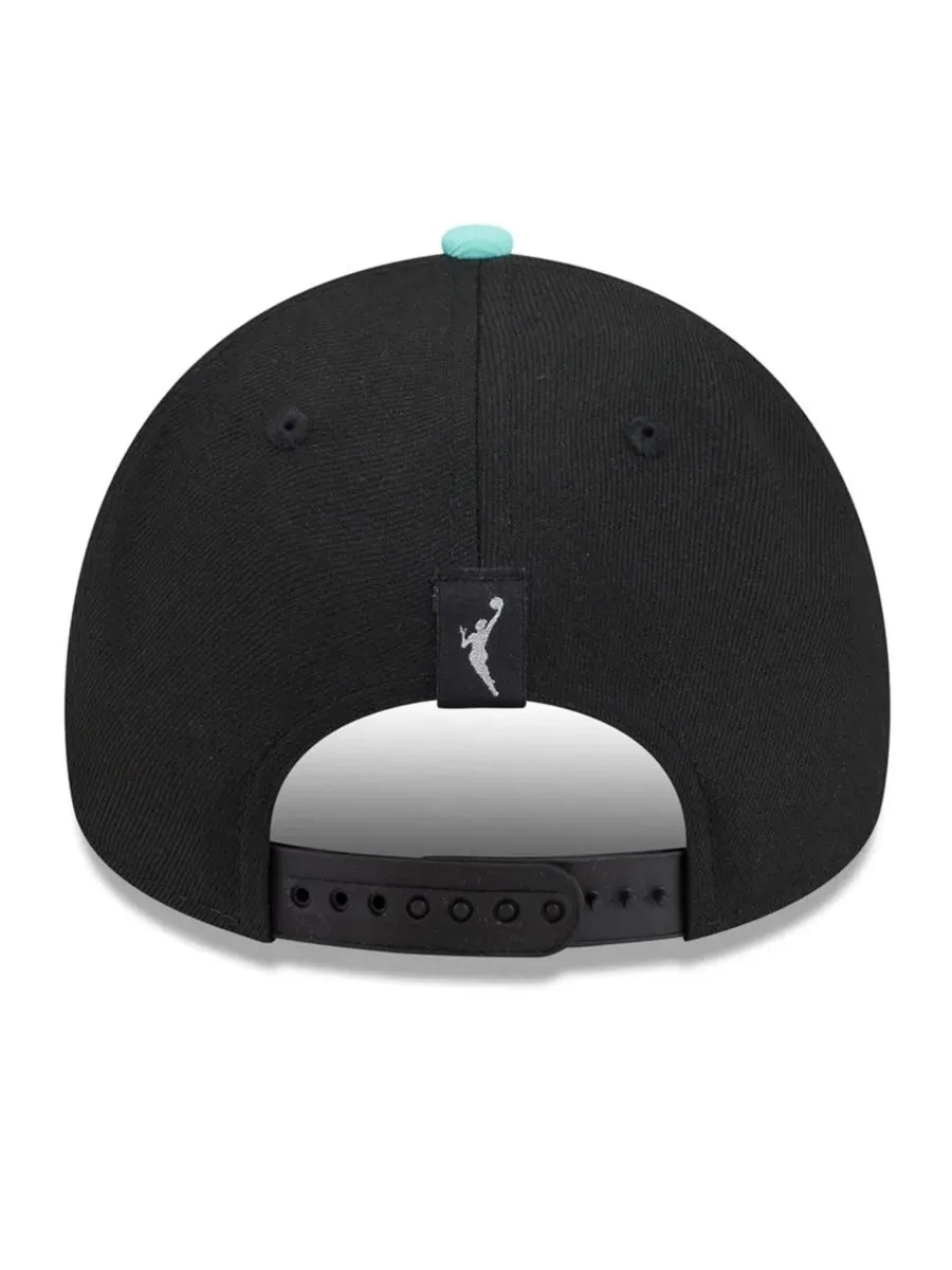 Кепка WNBA Tip-Off 2026 Metal Badge A-Frame 9FORTY New Era — изображение 3 из 5, черный