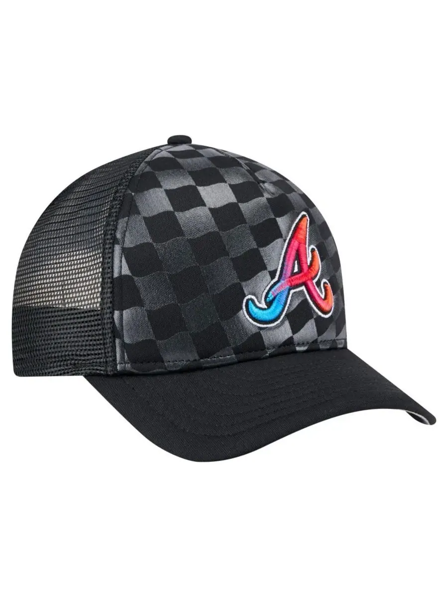 New Era Мужская черная кепка-тракер Atlanta Braves Gradient 9FORTY A-Frame M-Crown с регулируемым — изображение 4 из 5