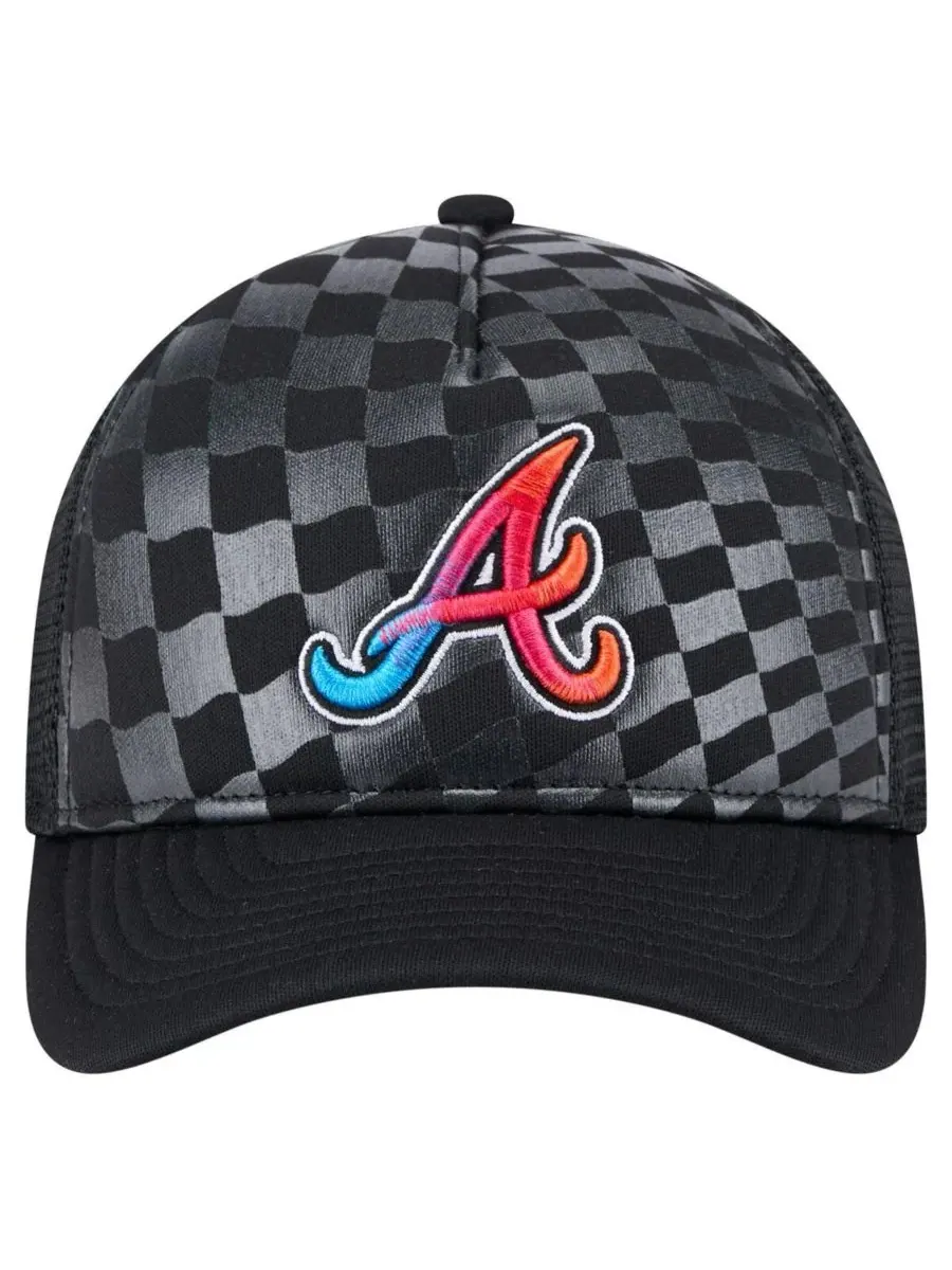 New Era Мужская черная кепка-тракер Atlanta Braves Gradient 9FORTY A-Frame M-Crown с регулируемым — изображение 5 из 5