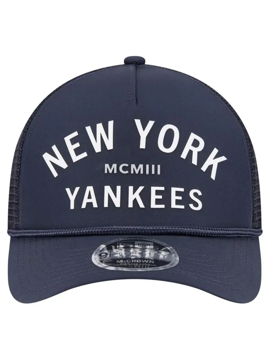 New Era Мужская кепка New York Yankees Minimalist 9FORTY A-Frame с регулируемой высотой — изображение 3 из 4, темно-синий