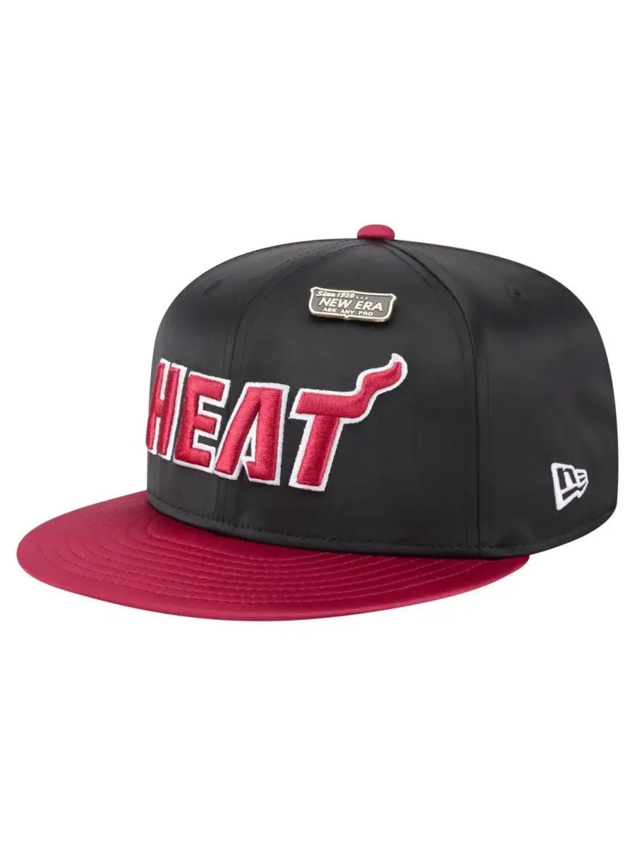New Era Мужская кепка 59FIFTY в стиле ретро, черно-красная, из атласа, с винтажным дизайном и — изображение 3 из 4