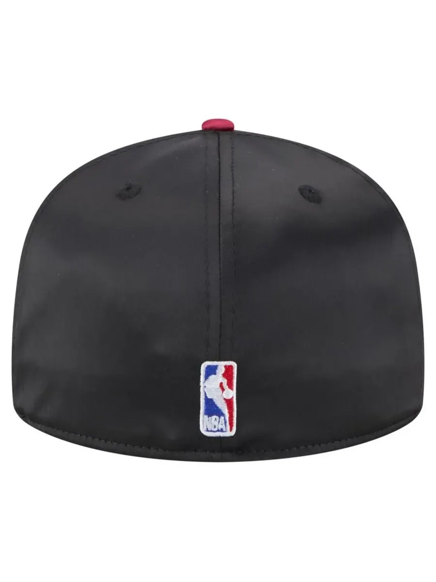 New Era Мужская кепка 59FIFTY в стиле ретро, черно-красная, из атласа, с винтажным дизайном и — изображение 4 из 4