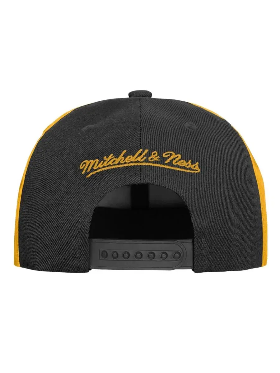 Кепка-снэпбек с эмблемой Boston Bruins Mitchell & Ness — изображение 2 из 3, черный