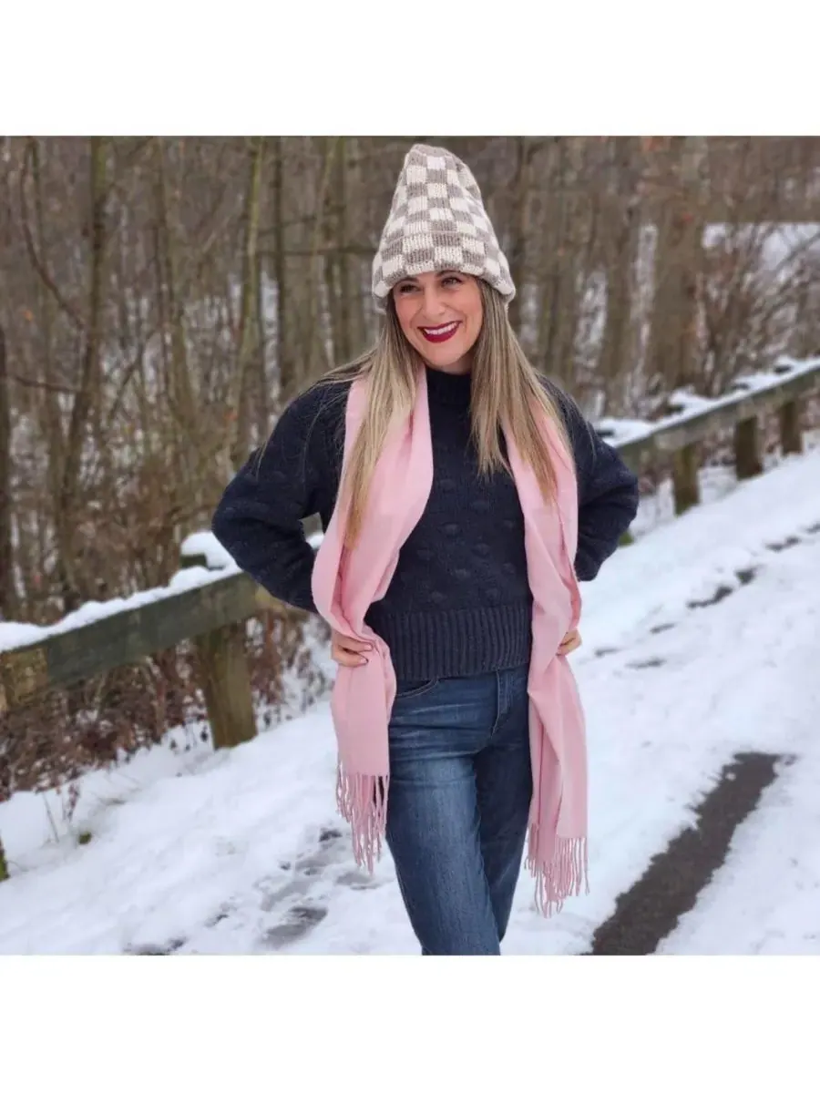 Женский итальянский шарф с бахромой Headbands of Hope — изображение 2 из 8, розовый