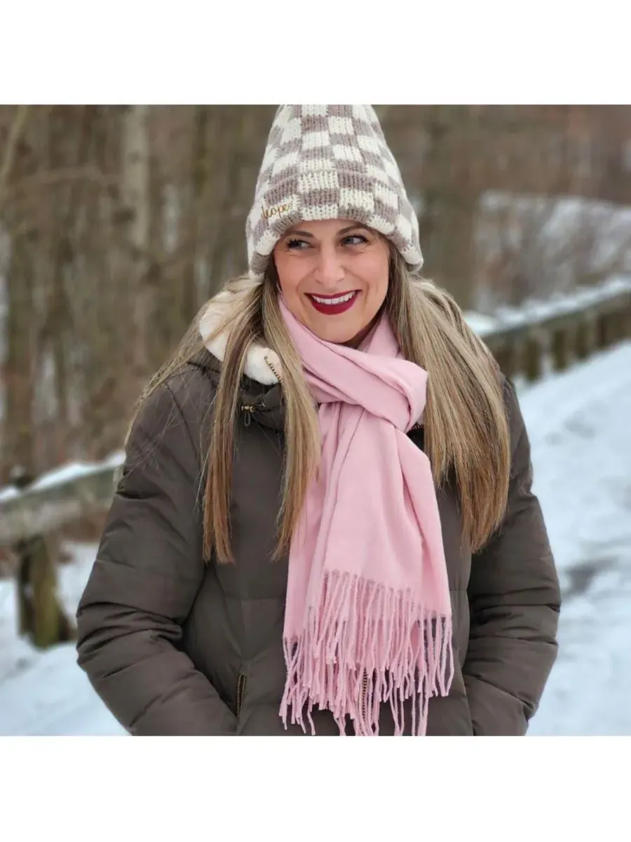 Женский итальянский шарф с бахромой Headbands of Hope — изображение 6 из 8, розовый