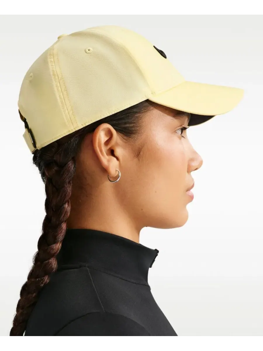 Кепка Nike Club Dri-FIT Adjustable — изображение 2 из 3, желтый