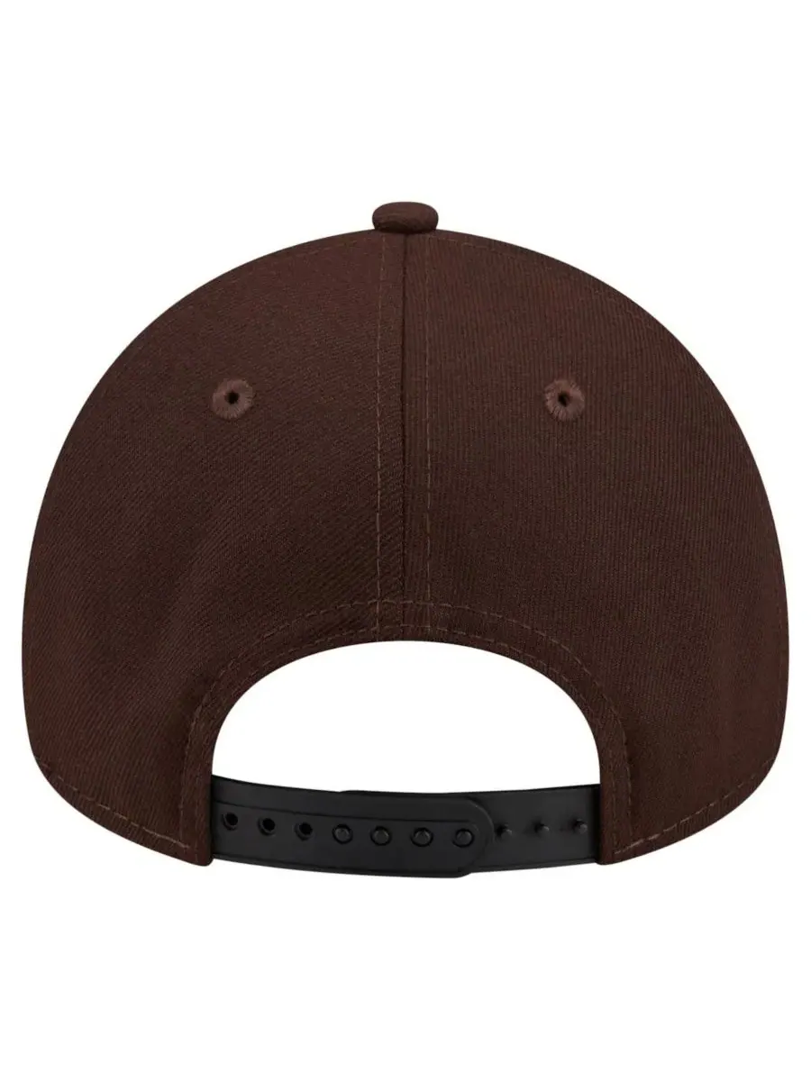 Кепка New Era 9FORTY A-Frame с вышитым логотипом Miami Dolphins — изображение 3 из 5, коричневый