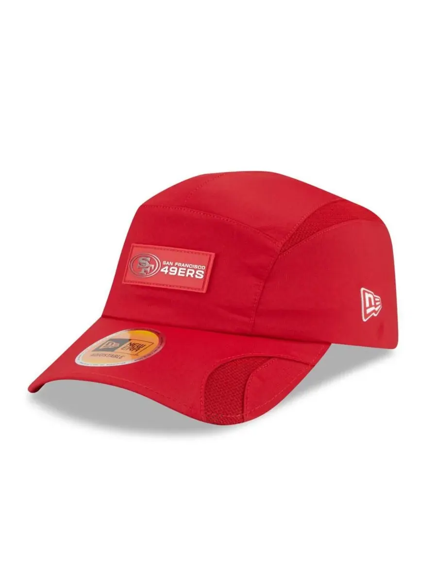 Мужская регулируемая кепка Scarlet San Francisco 49ers 2025 Sideline Runner New Era