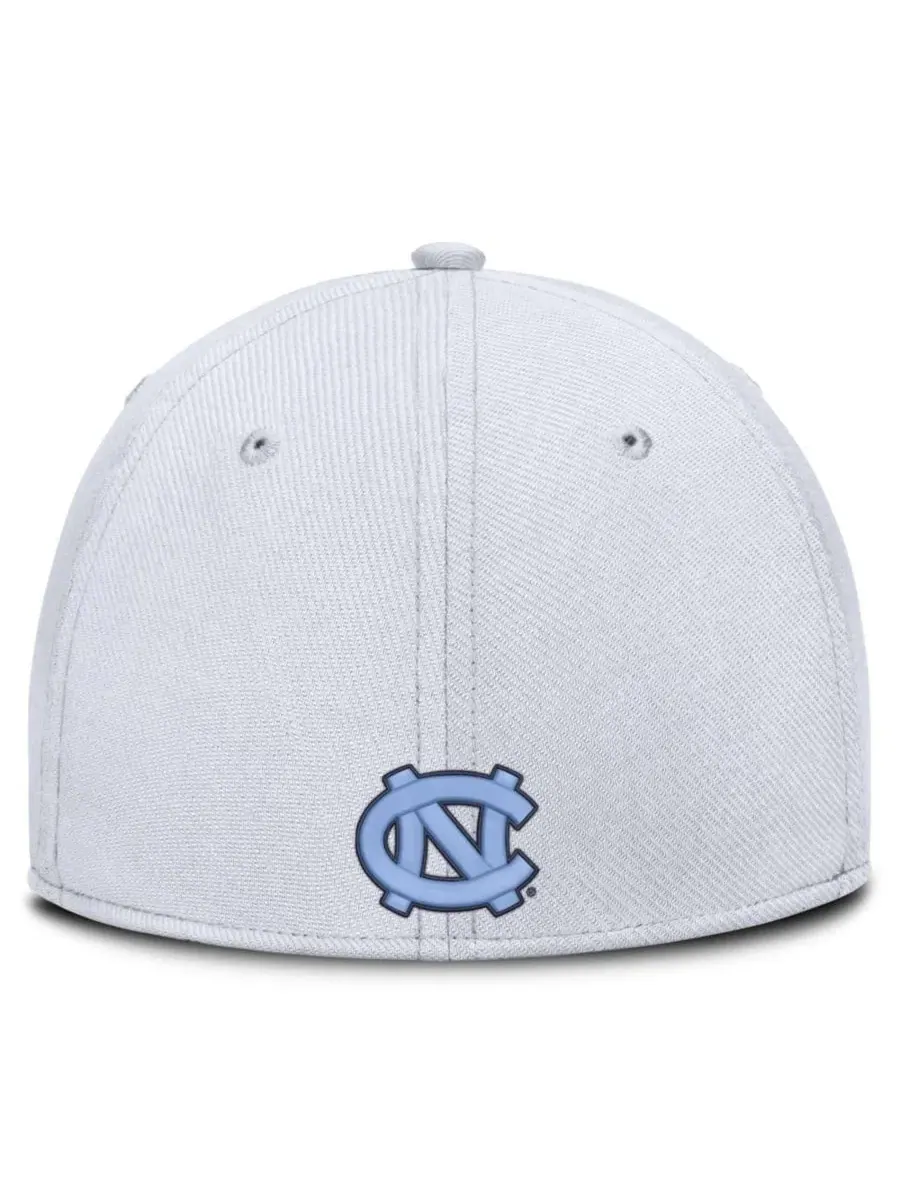 Кепка с вышитым словом North Carolina Tar Heels Jordan — изображение 3 из 5, белый