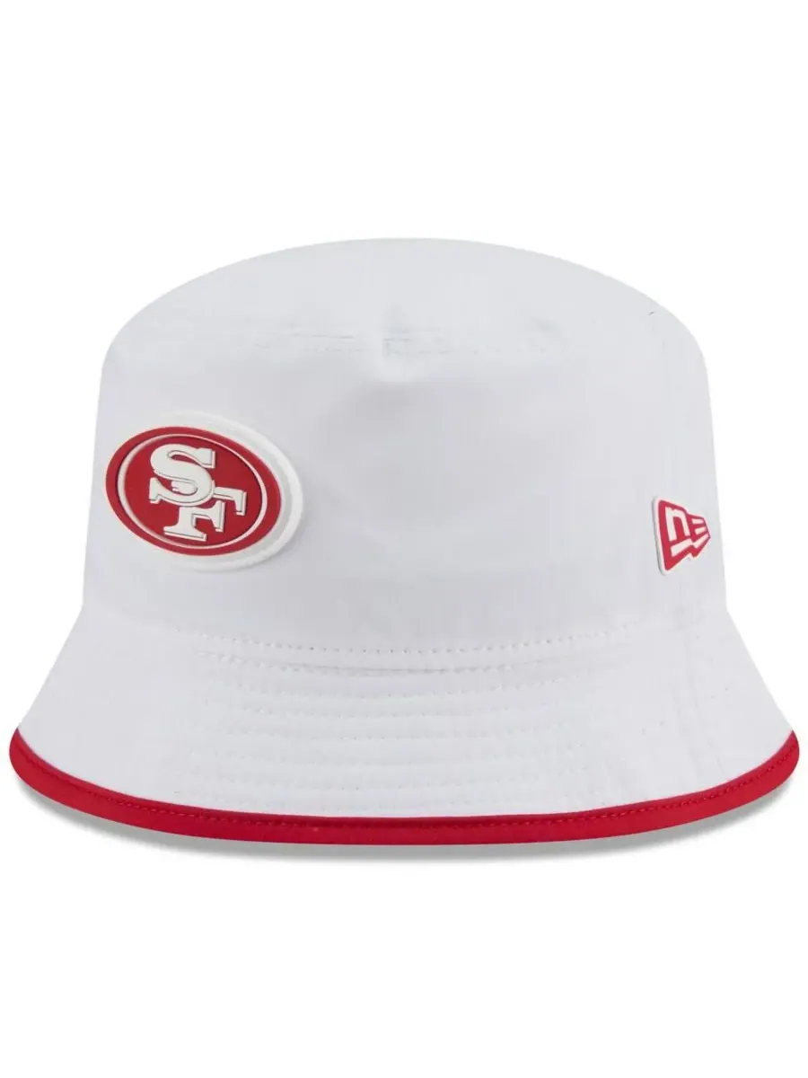 New Era Мужская белая панама San Francisco 49ers 2025 NFL Training Camp Stretch Bucket Hat