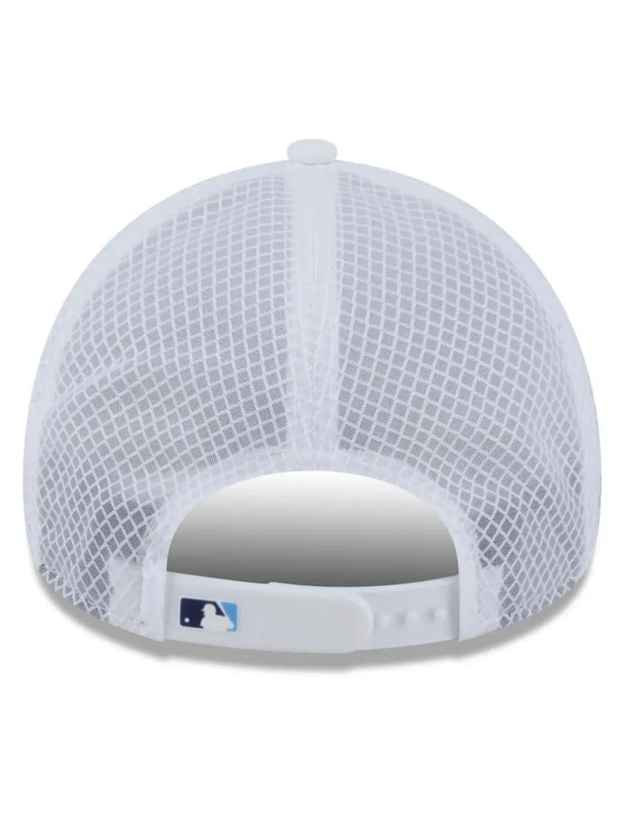 Бейсболка с козырьком New Era — изображение 4 из 5, белый