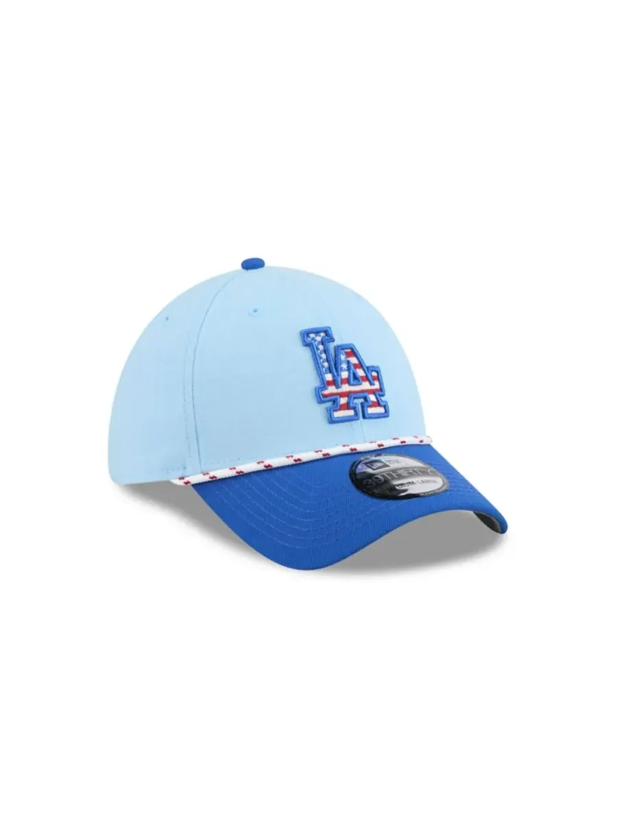 New Era Мужская светло-голубая/синяя кепка Los Angeles Dodgers 2025 Fourth of July 39THIRTY Flex Hat — изображение 6 из 6
