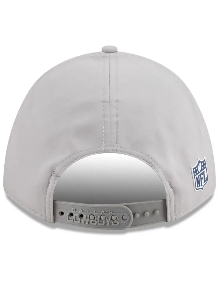 New Era Мужская серая регулируемая кепка Dallas Cowboys 2025 Sideline M-Crown 9FORTY — изображение 3 из 4, серый