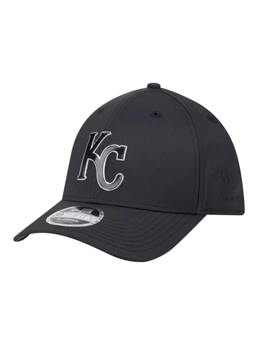 Кепка New Era с металлическим логотипом