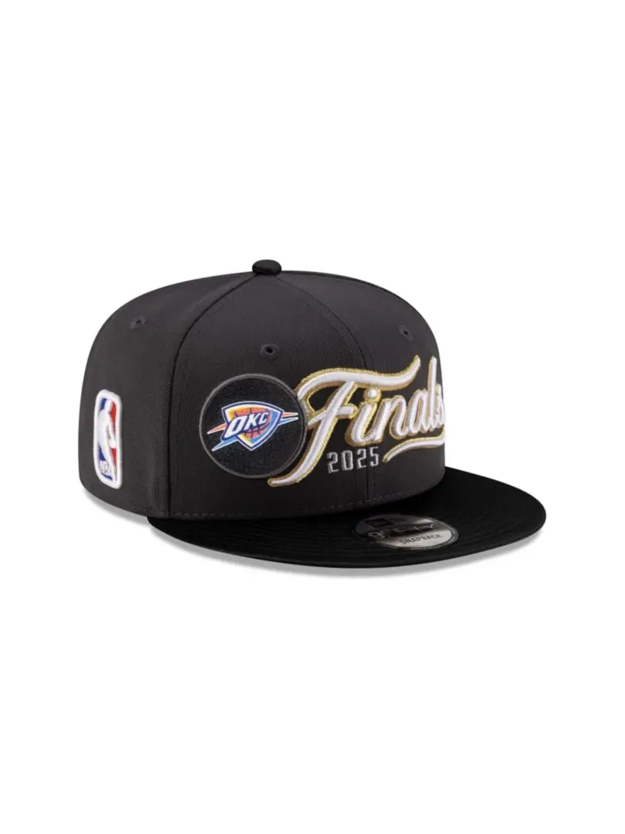 Кепка-снэпбек с плоским козырьком New Era — изображение 2 из 7, темно-серый черный