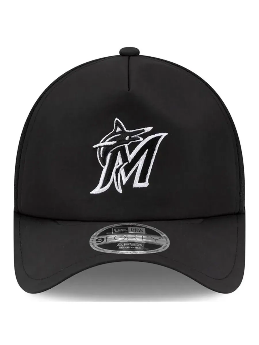 Бейсболка New Era Miami Marlins 2026 Batting Practice Apex 9FORTY — изображение 2 из 5, черный