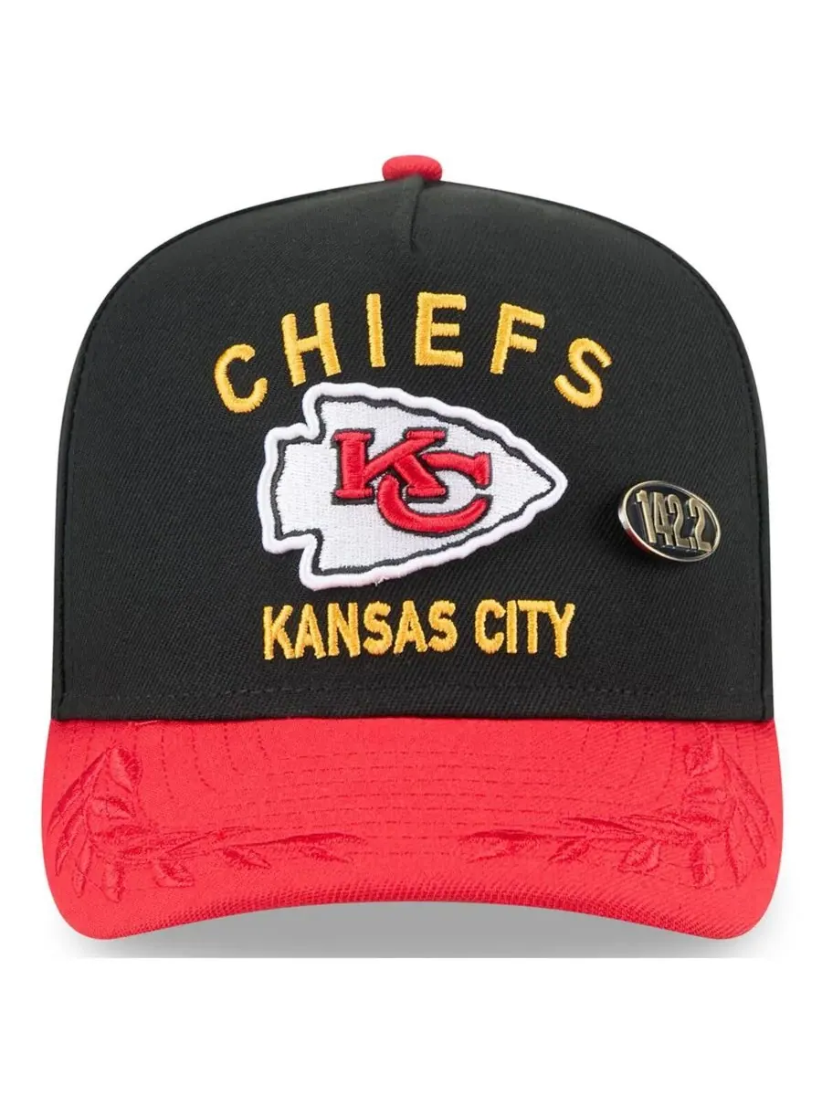 New Era Мужская кепка Kansas City Chiefs 2025 NFL Draft On Stage A-Frame 59FIFTY — изображение 5 из 5, черный красный