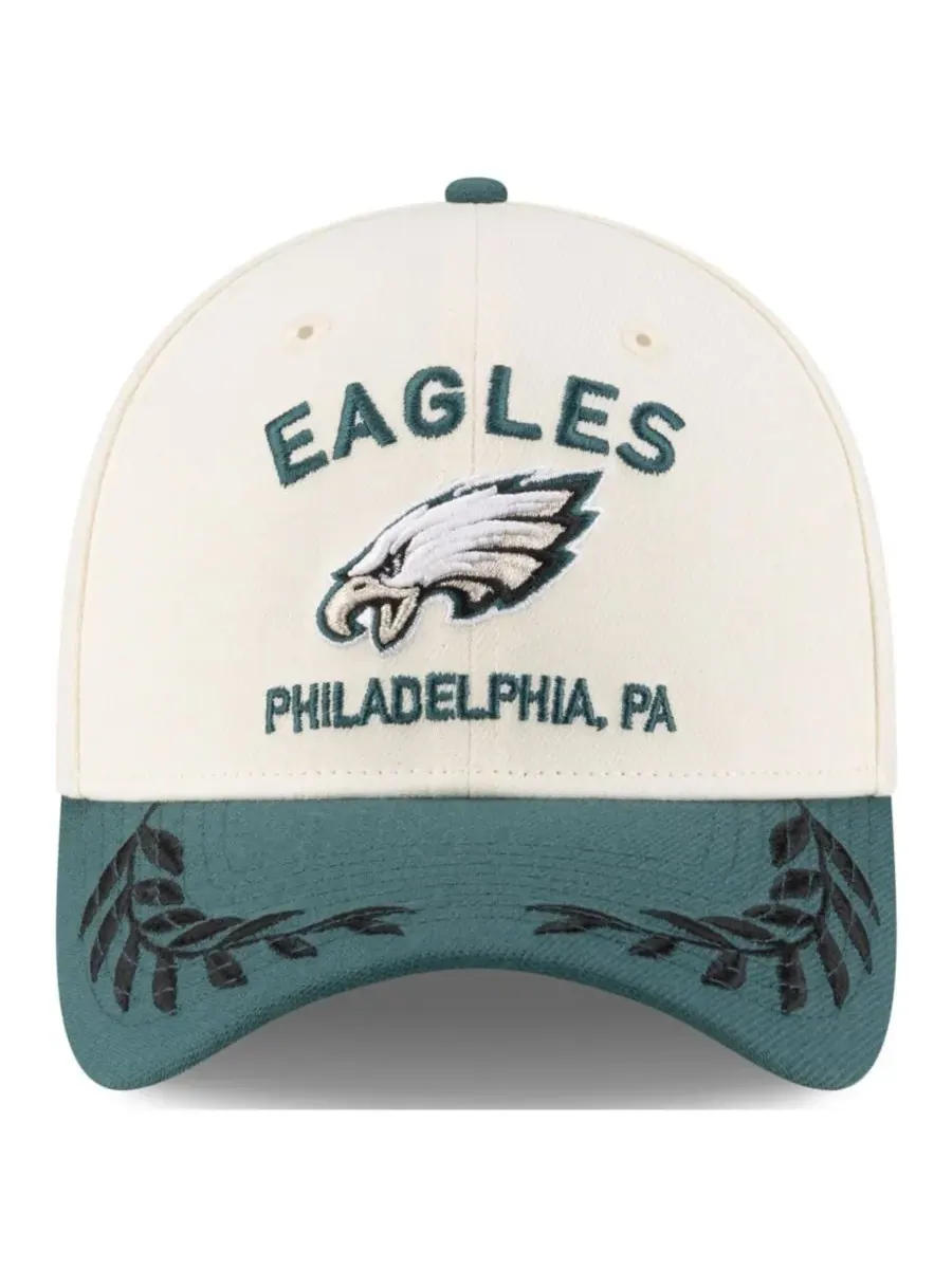 New Era Мужская кепка Philadelphia Eagles 39THIRTY Flex кремово-зеленого цвета с символикой драфта — изображение 4 из 5
