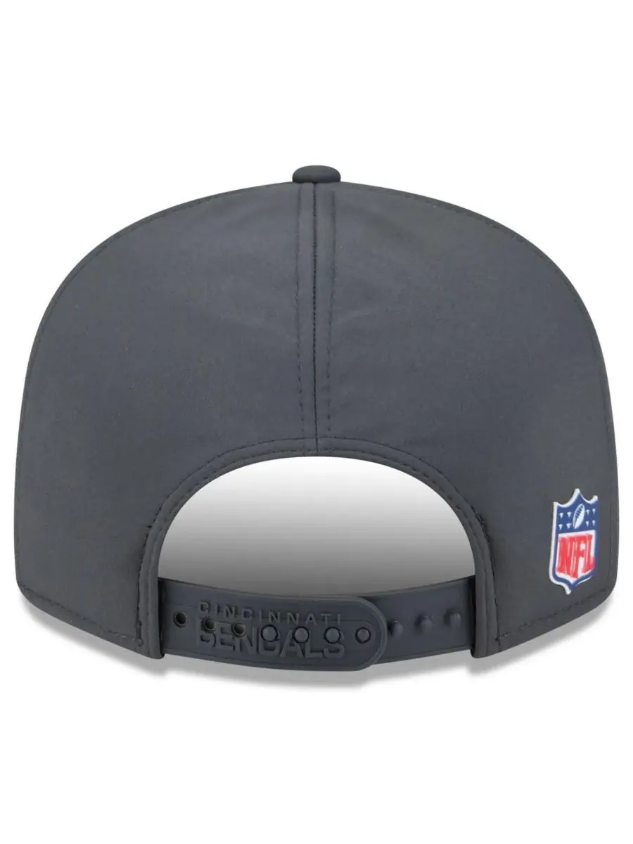 New Era Мужская бейсболка 9FIFTY Snapback угольного цвета с разрезом для холодной погоды, с — изображение 3 из 5, темно-серый