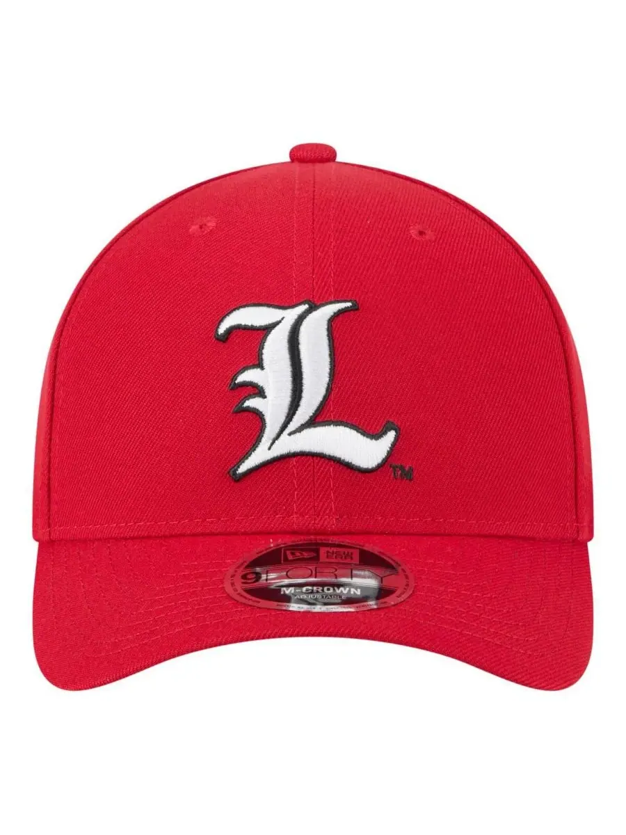 New Era Мужская красная регулируемая бейсболка Louisville Cardinals Team Collective 9FORTY M-Crown — изображение 4 из 4