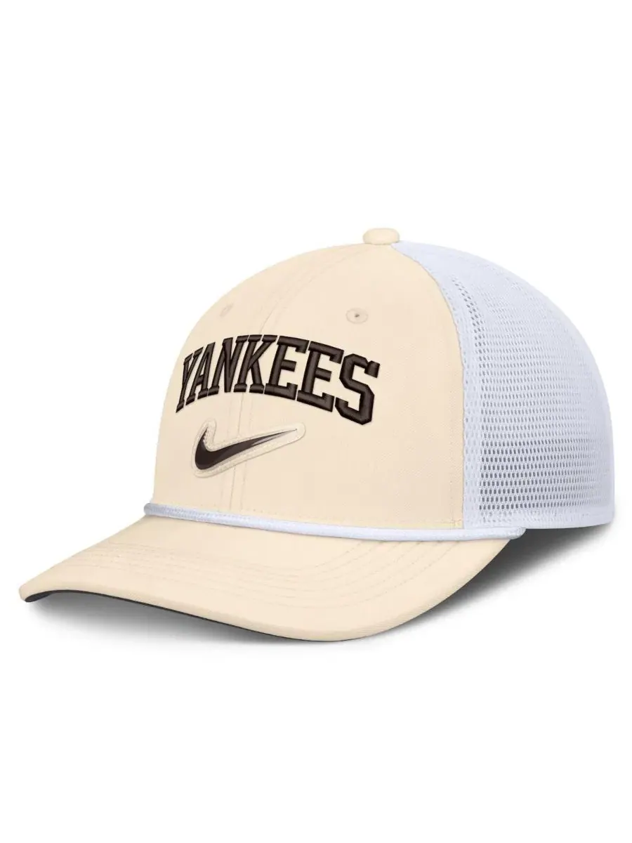 Кепка Nike Rise Dri-FIT Trucker с вышивкой New York Yankees
