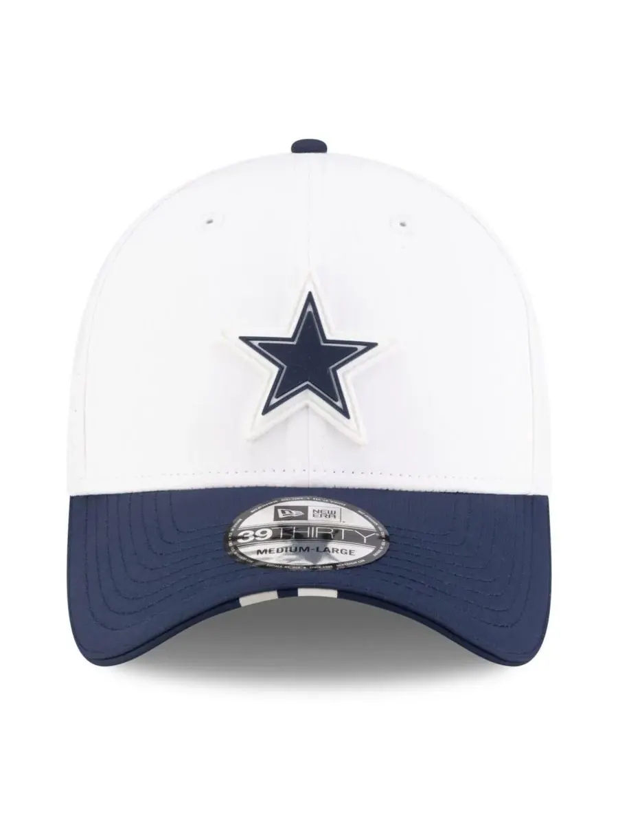 New Era Мужская белая/темно-синяя кепка Dallas Cowboys 2025 NFL Training Camp 39THIRTY Flex Hat — изображение 2 из 4