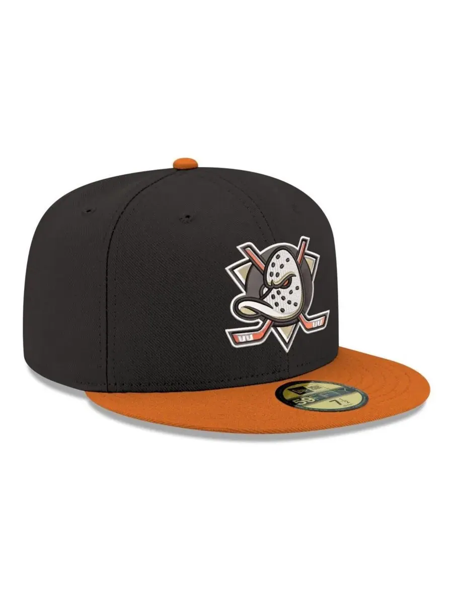 Кепка с вышивкой Anaheim Ducks Core Logo Two-Tone 59FIFTY New Era — изображение 3 из 4, черный оранжевый