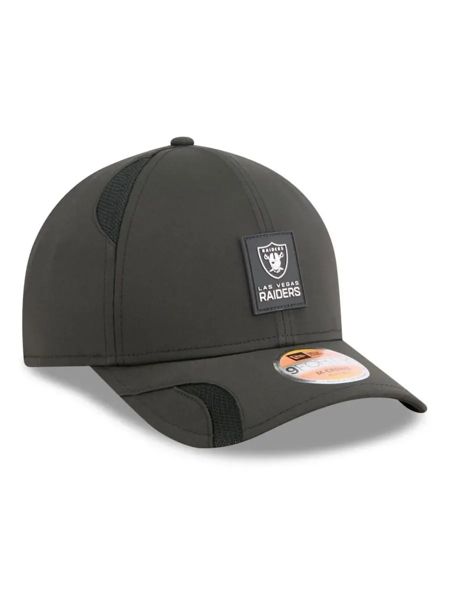 New Era Мужская черная регулируемая кепка Las Vegas Raiders 2025 Sideline M-Crown 9FORTY — изображение 4 из 5, черный