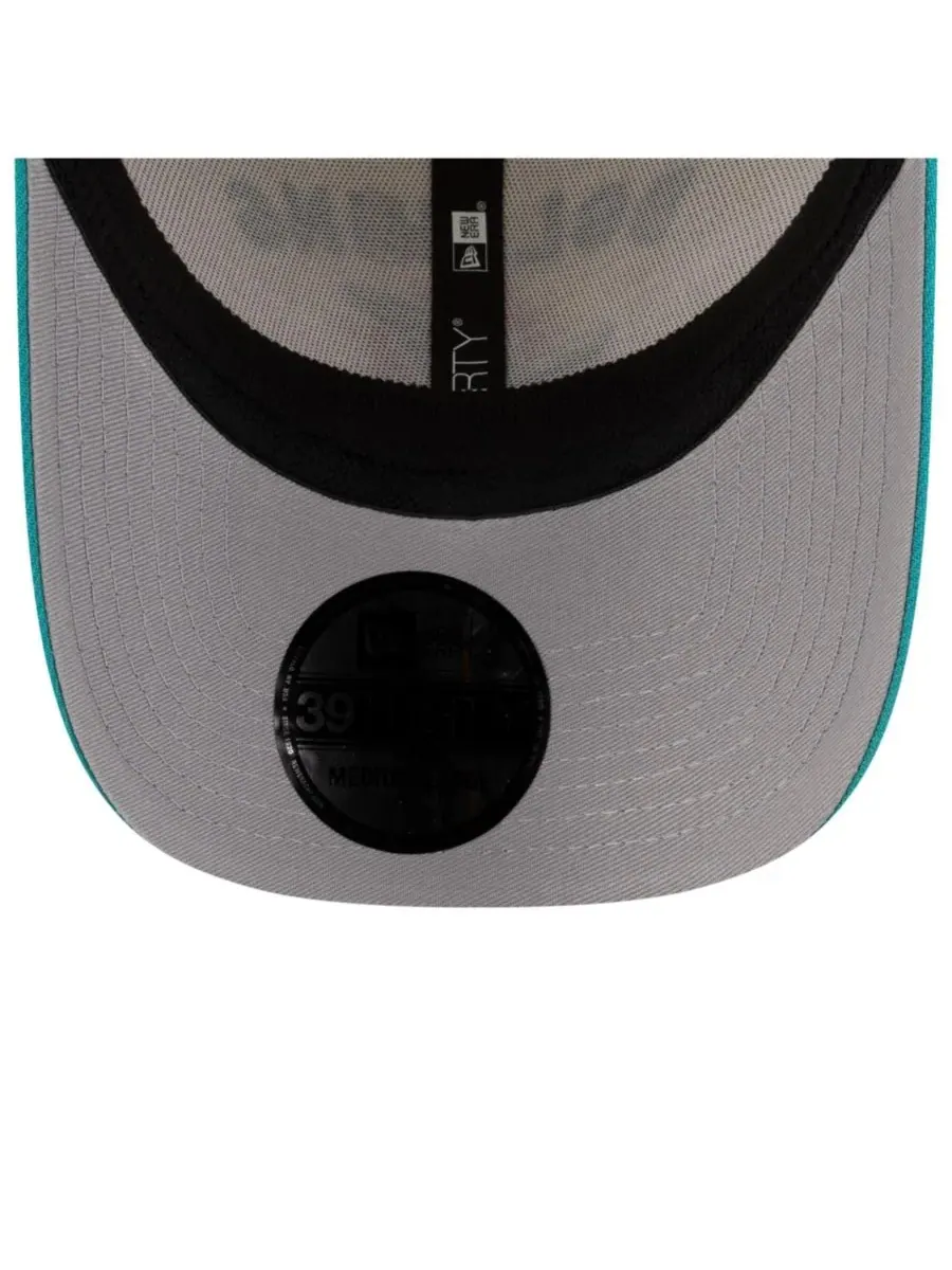 New Era Мужская кепка 39THIRTY Flex, кремово-бирюзового цвета, с символикой команды Miami Dolphins — изображение 2 из 5