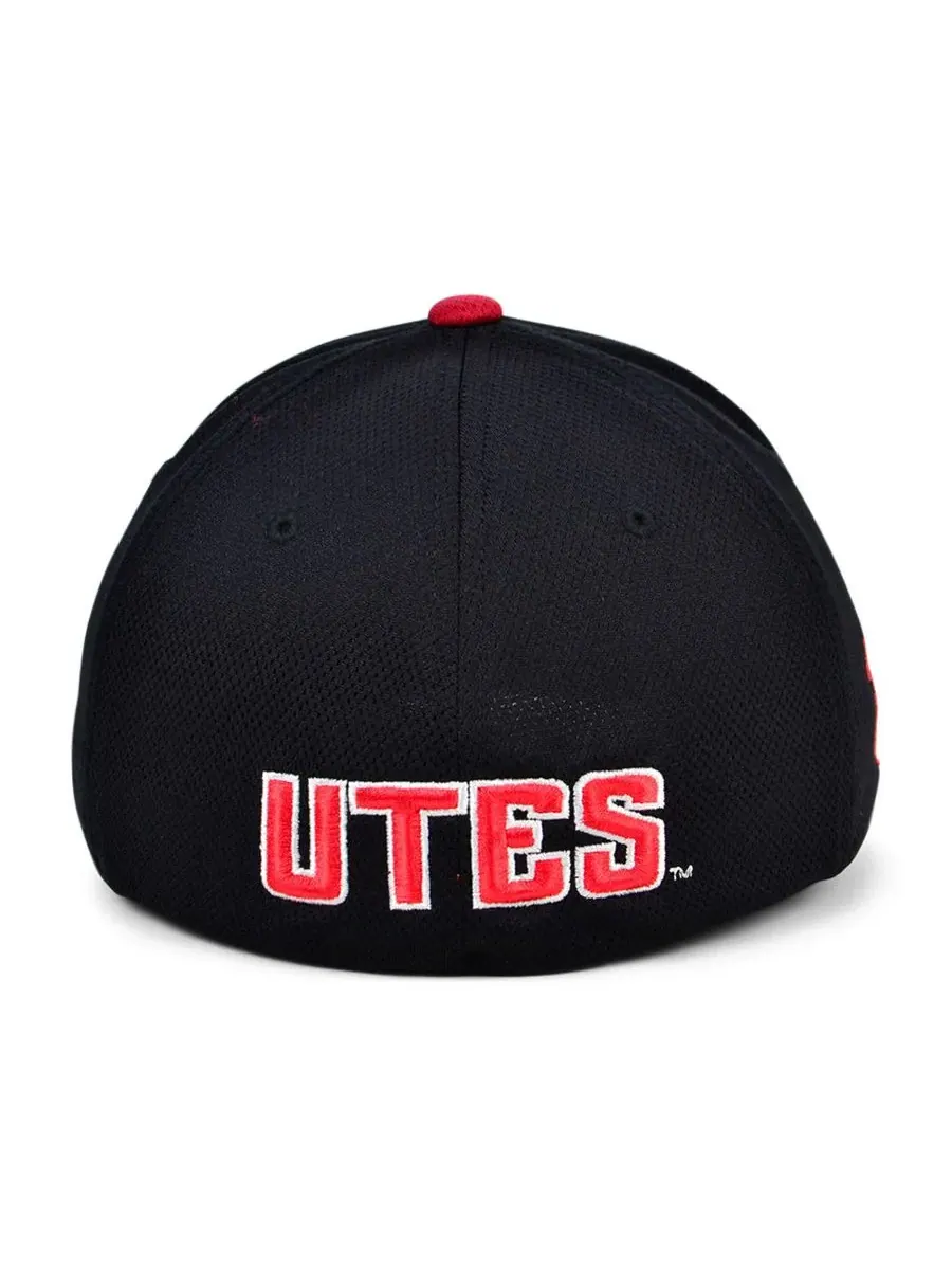 Top of the World Мужская черная бейсболка Utah Utes Reflex Fitted Hat — изображение 3 из 3, черный