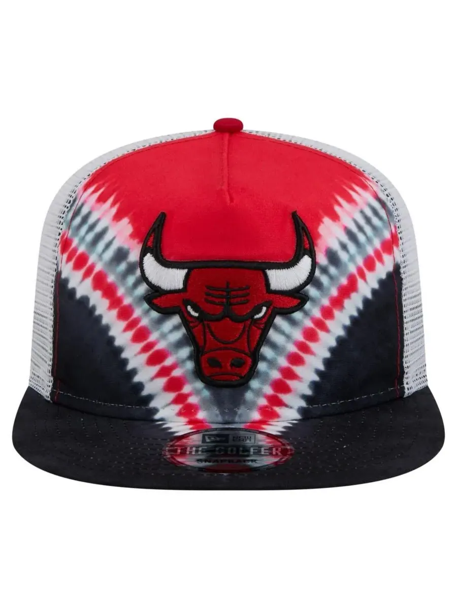 New Era Мужская бейсболка-снепбек в стиле ретро с черно-красной символикой Chicago Bulls — изображение 2 из 4, черный красный